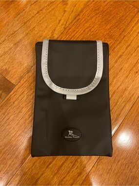 Running Buddy Black Magnetic Pouch Pocket New